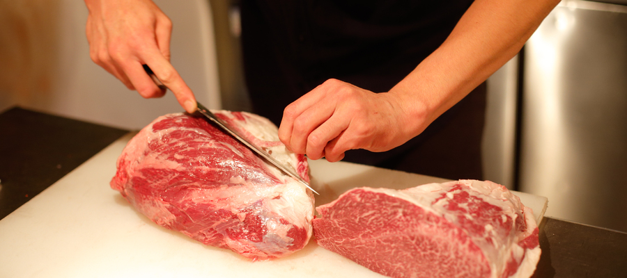 炭火焼肉食神苑 母屋